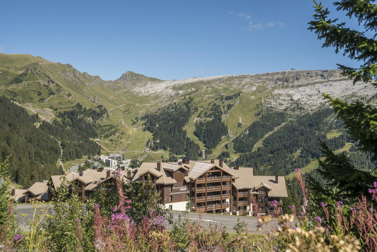 Résidence Pierre&Vacances Premium Les Terrasses d'Hélios Flaine Esterno foto